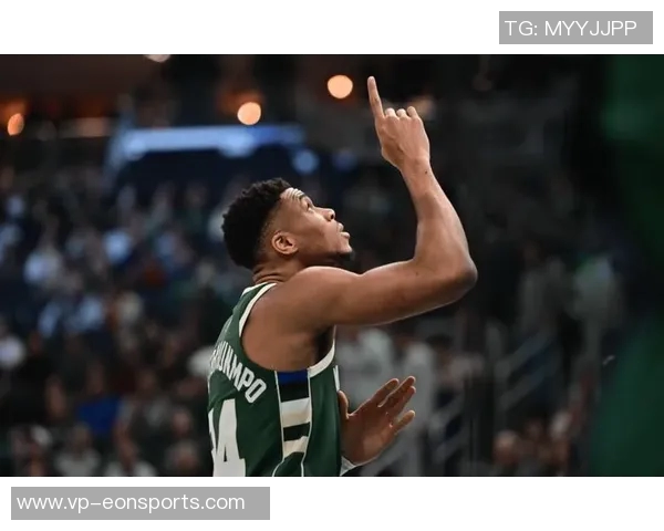 小里盛赞字母哥风度翩翩湖记调侃其在比赛用球管理上有所提升 小里盛赞字母哥风度翩翩湖记调侃其在比赛用球管理上有所提升