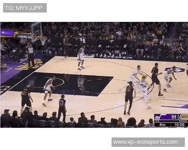 詹姆斯密切关注湖人动态路威建议他全力以赴争夺冠军